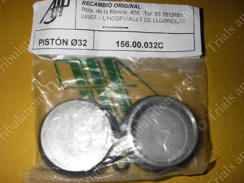 AJP 32mm (early) 2 pot caliper piston & seal kit