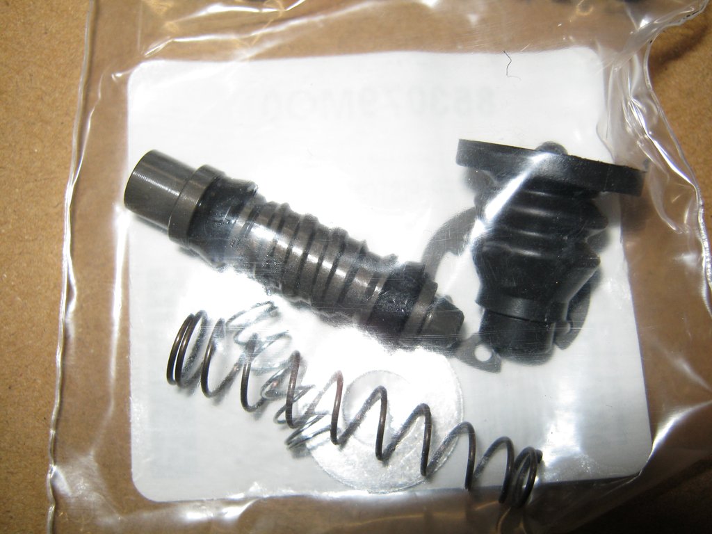 Braktec 2016-on Front Brake master cylinder seal kit (see note)