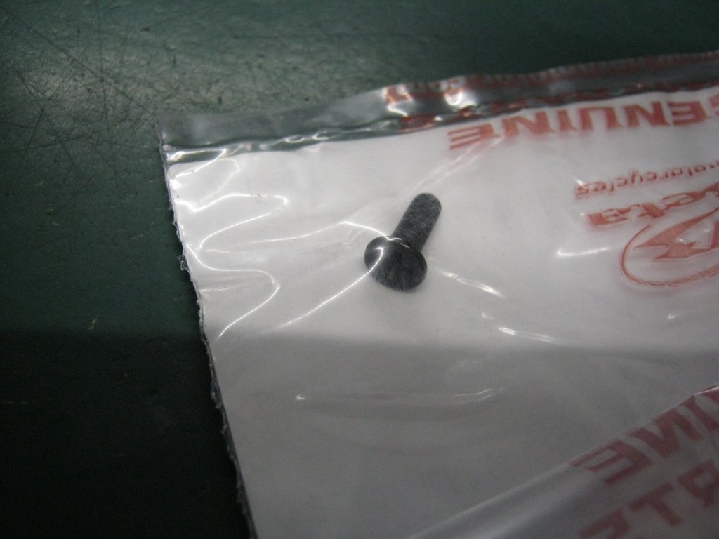 Beta Grimeca master cylinder cap screw