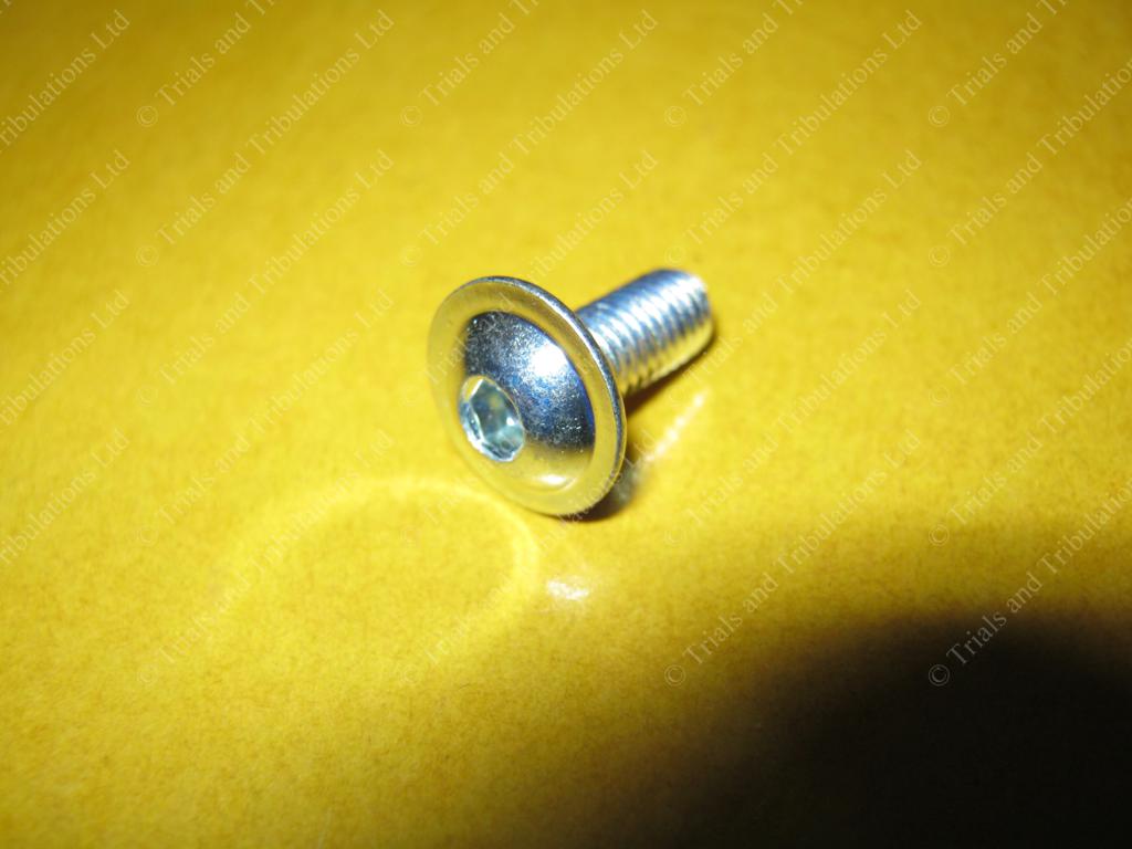 Beta Rev 3 and Evo (09-10) rear mudguards fixing screws