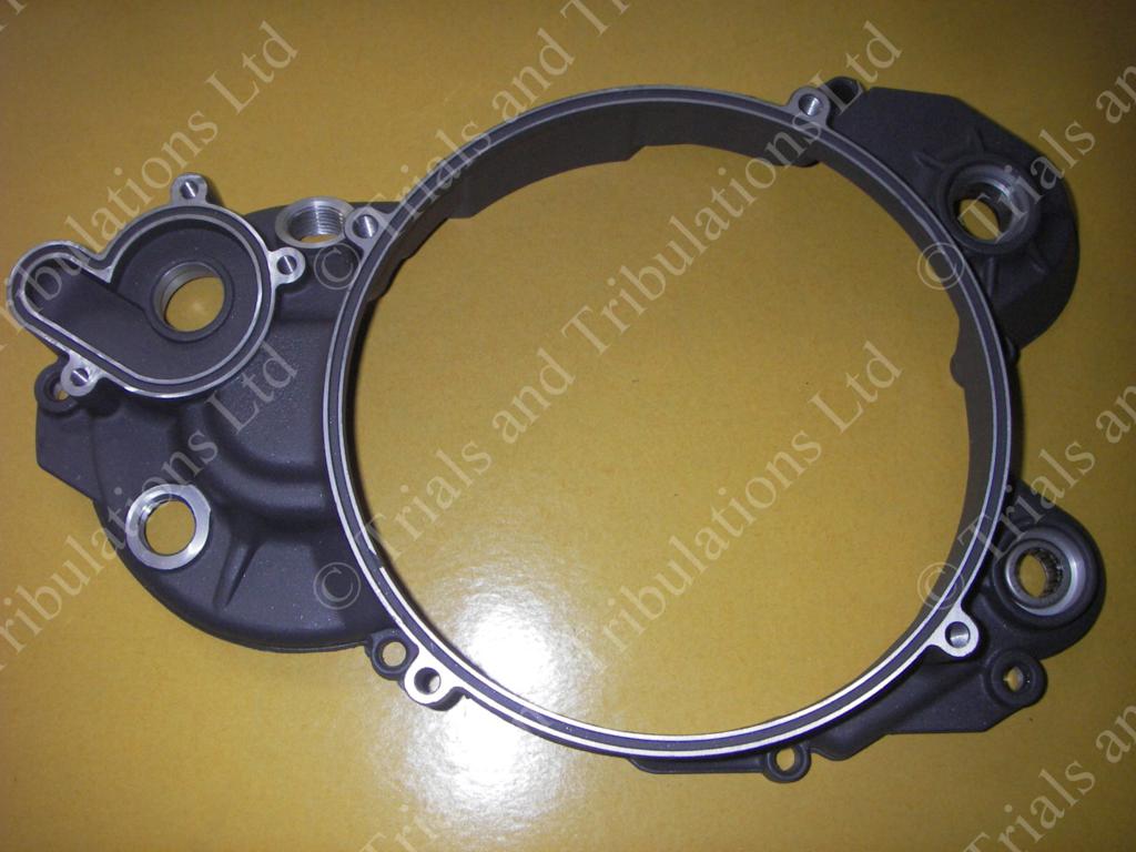 Beta Rev 3 & Evo (03-on) inner clutch case and water pump housing