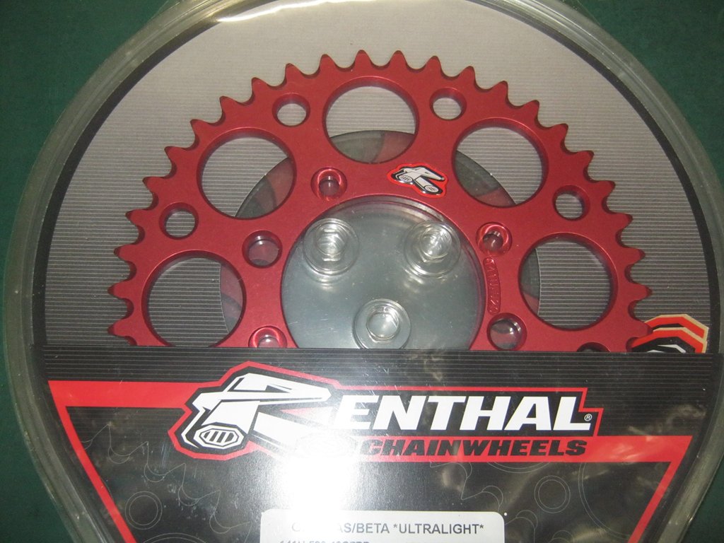 Renthal Red Rear sprocket 42T (see fitting list)