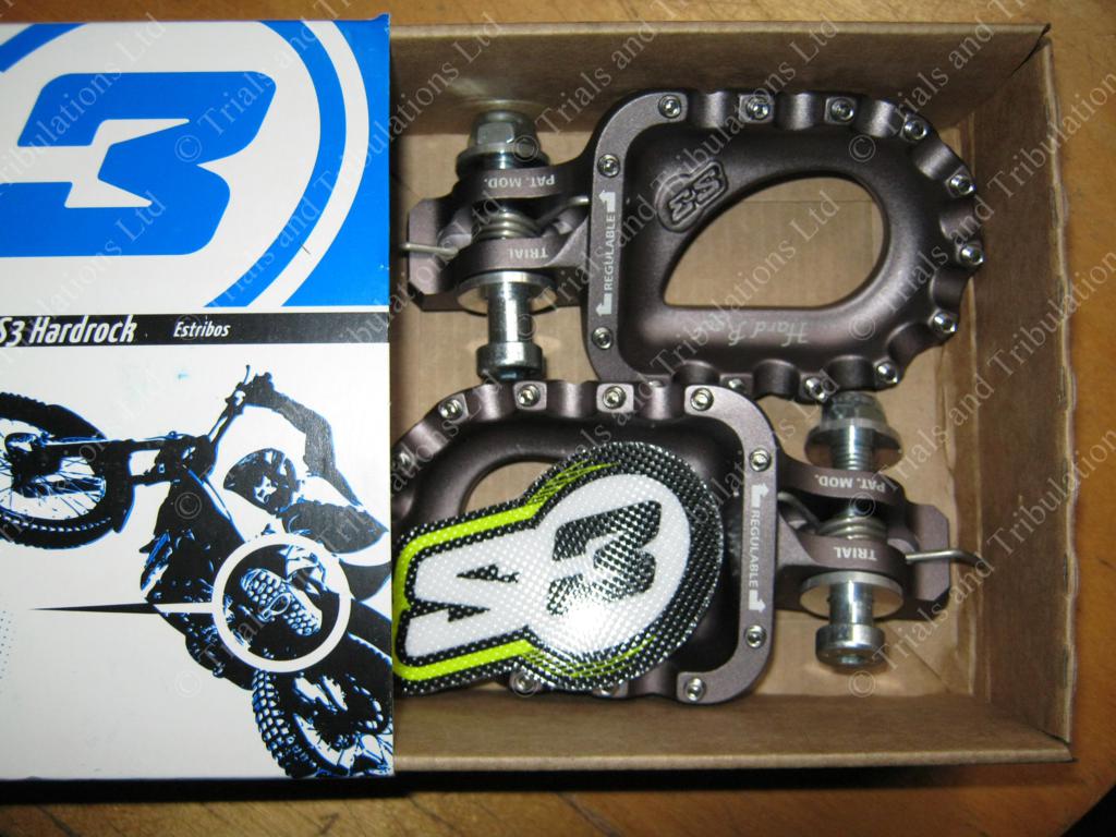 S3 Hardrock alloy footrests ( Titanium colour )