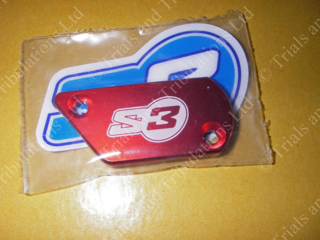 S3 Beta Rev 3 & Evo 05-on RED Brake master cylinder covers