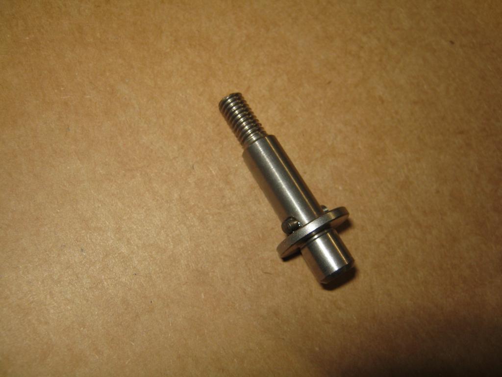 Sherco water pump axle (for single seal fitment)