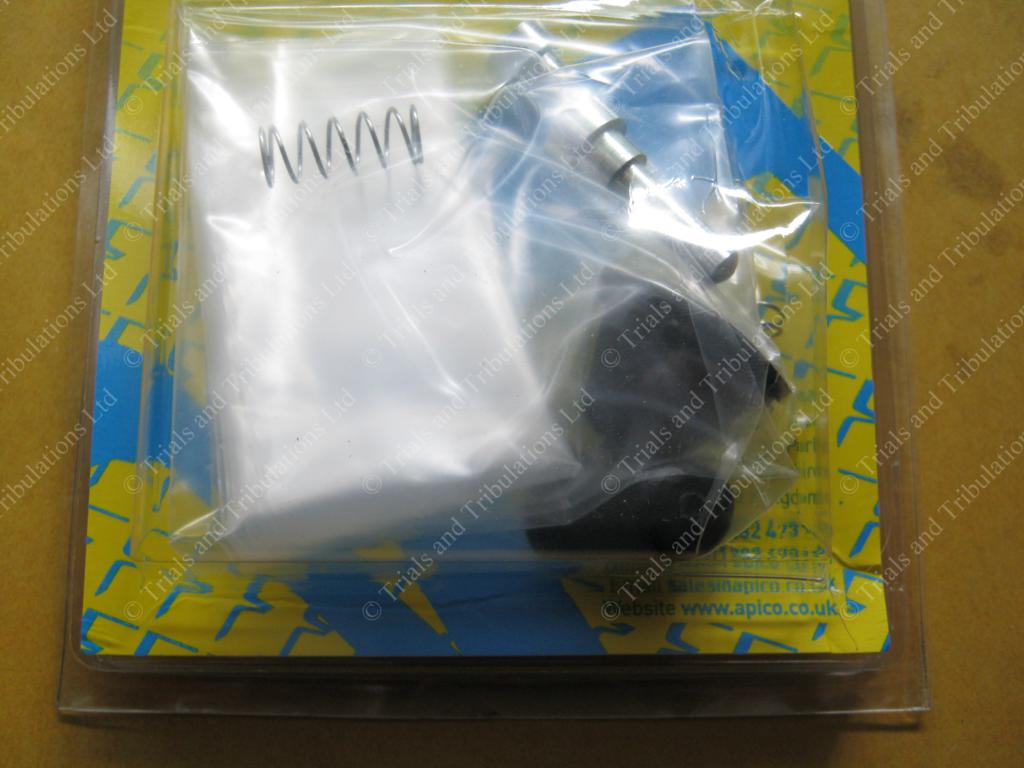 Apico master cylinder BLACK rubber boot kit (pair)