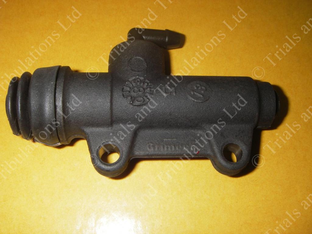 Beta Rev 3 2000-2004 rear brake master cylinder