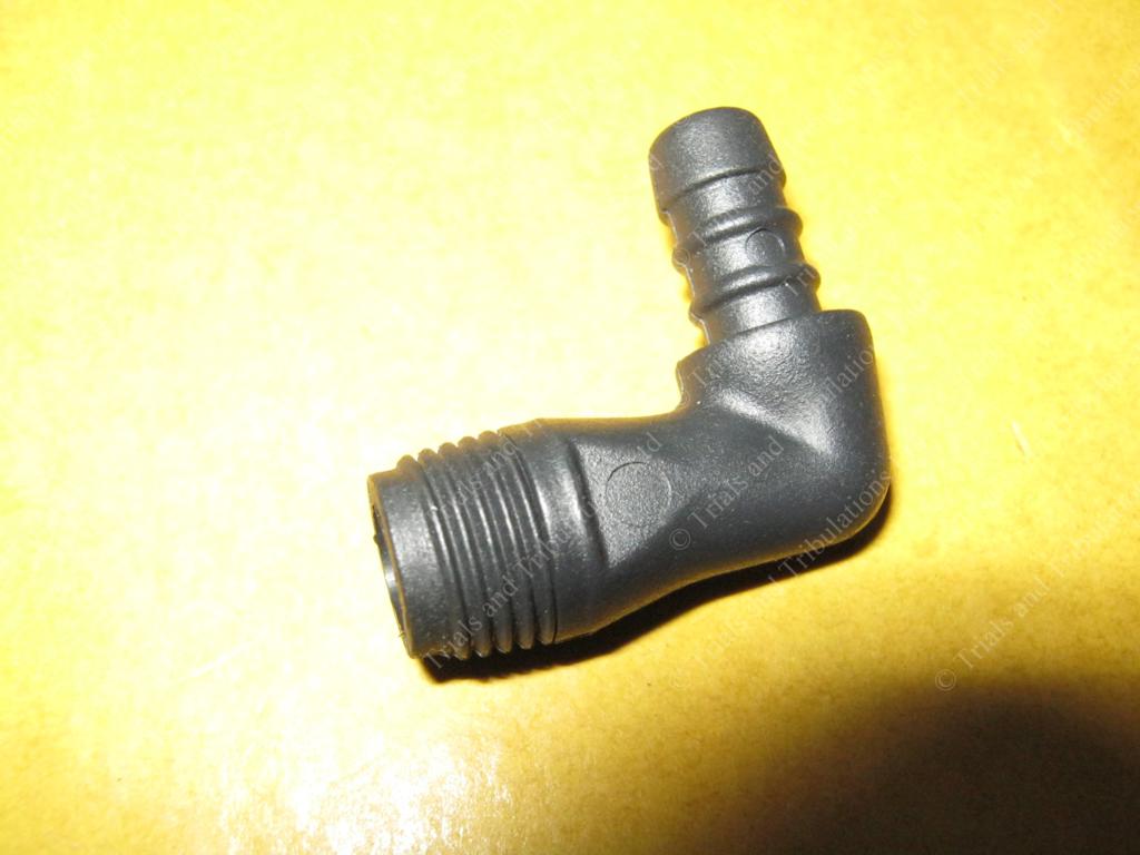 Beta Rev3 & Evo Gearbox breather elbow