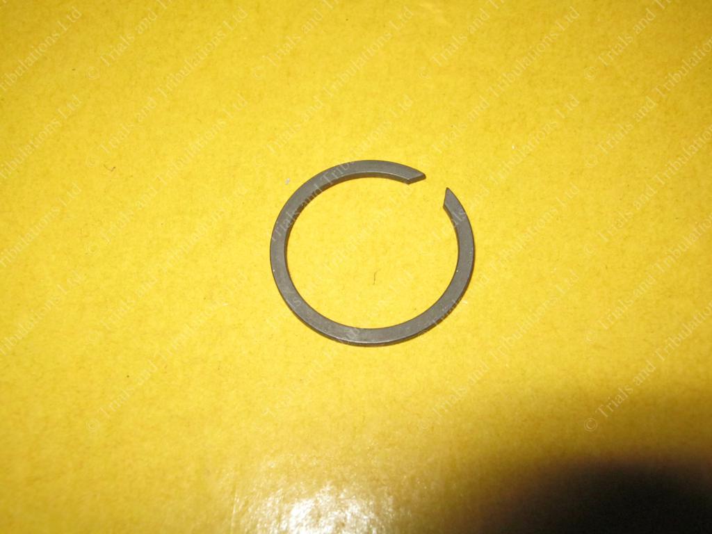 Beta Rev3 & Evo layshaft circlip (20mm)
