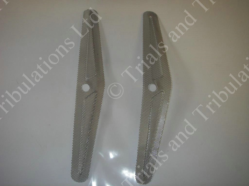 Beta Rev3 2006 rear mudguard mesh LHS