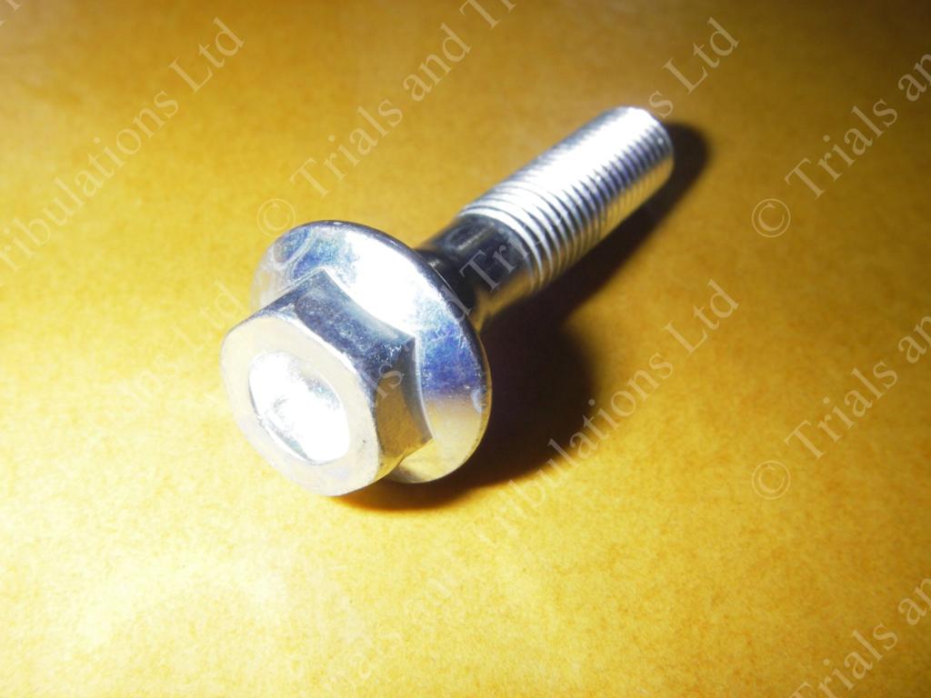 Beta Rev 3 & Evo Cylinder head fixing bolts (priced each)