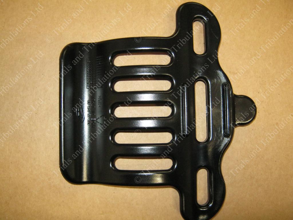 Beta Evo rear suspension linkage guard