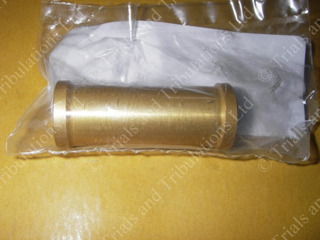 Gas Gas 99-on suspension link 'rocker arms' spacer