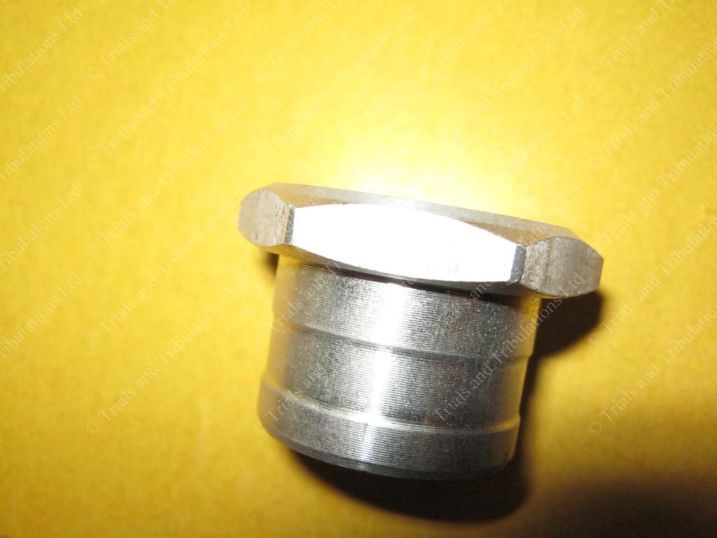 Gas Gas Pro 02-on top yolk nut