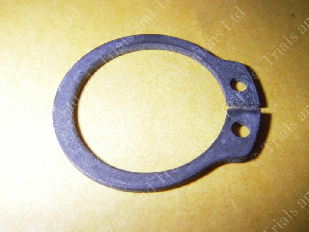 Gas Gas Pro front sprocket circlip