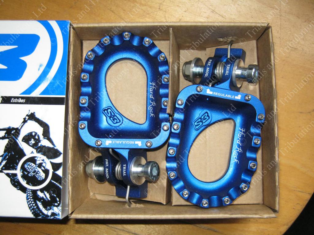 S3 Hardrock alloy footrests ( Blue )