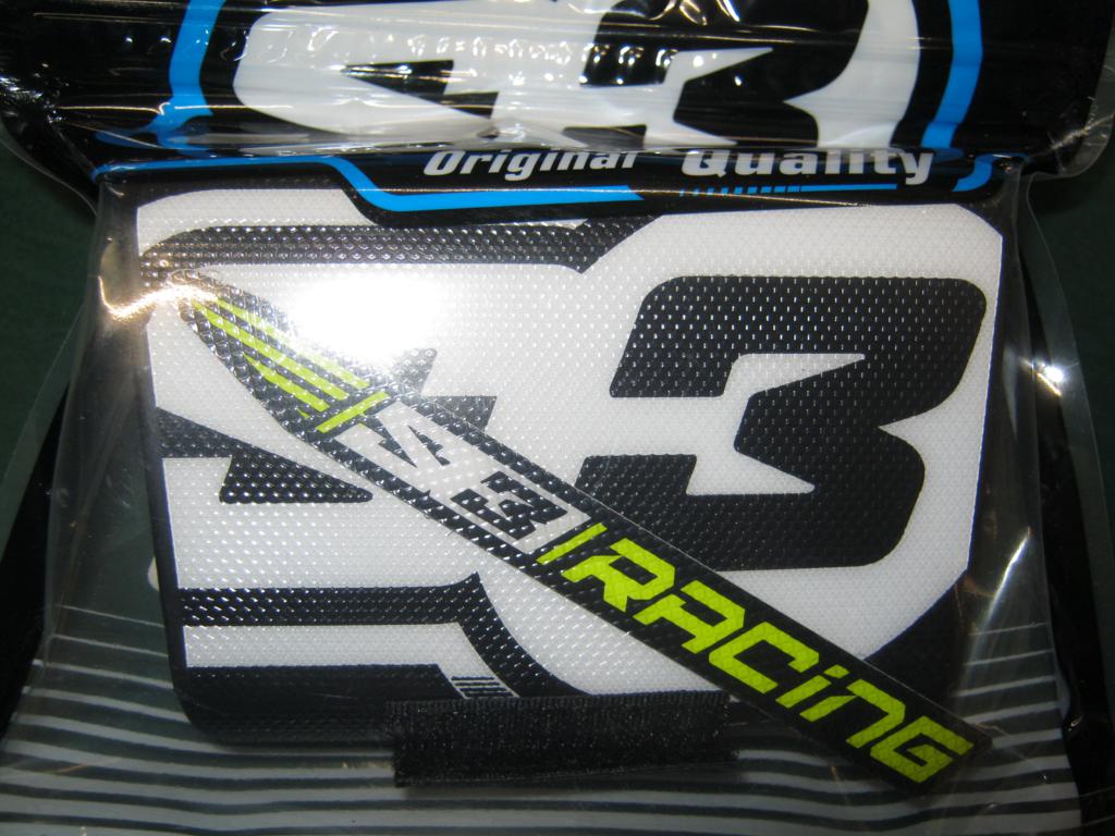 S3 Bar Pad - Black-White