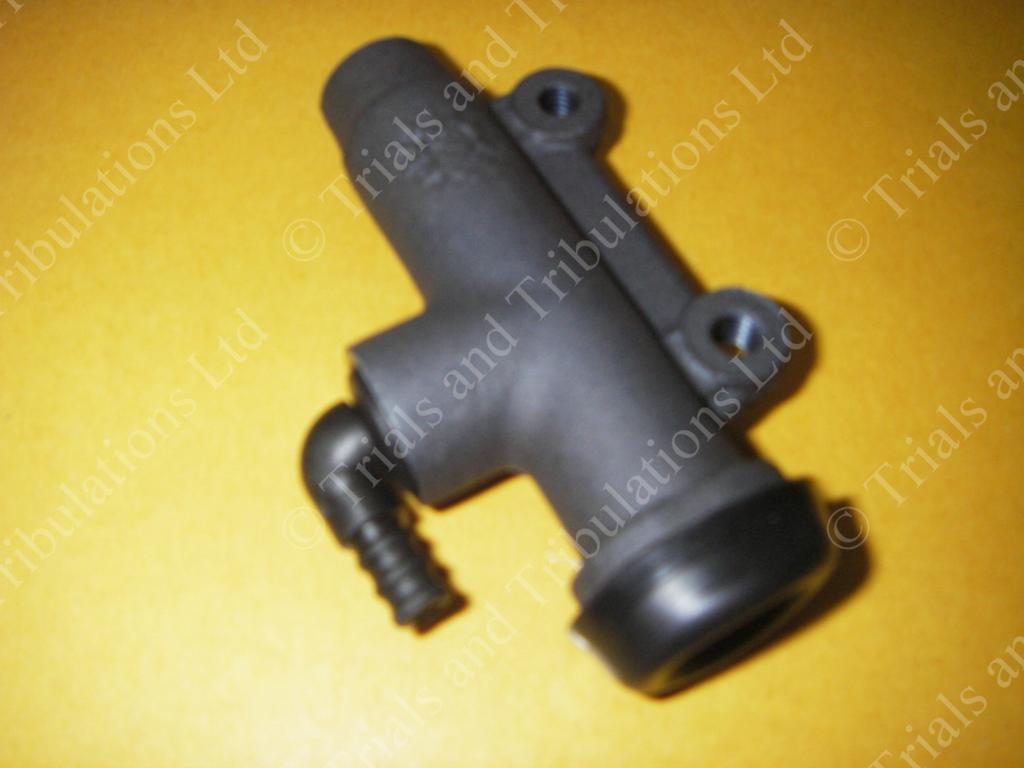 Scorpa SY 125-250 & 4T rear brake master cylinder