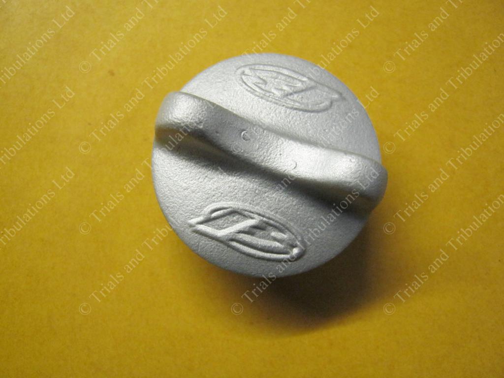 Beta Techno 1999 fuel tank cap