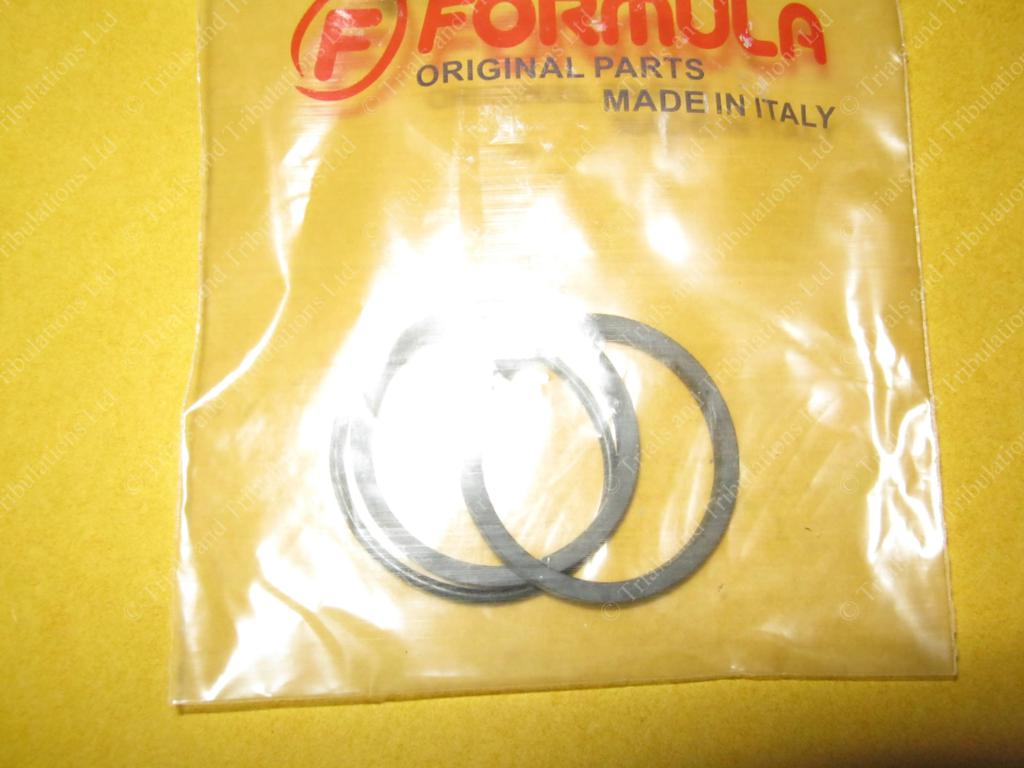 Formula rear caliper seal kit