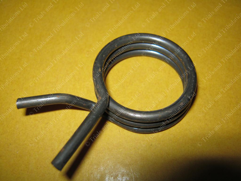 Gas Gas to 2003 (Edition) gear lever return spring.NOT PRO