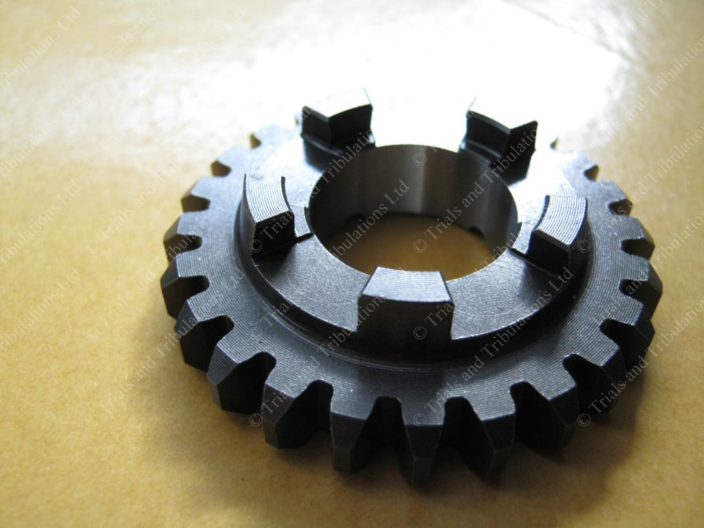 Beta Rev 3 (00-08) 5th  gear (mainshaft )