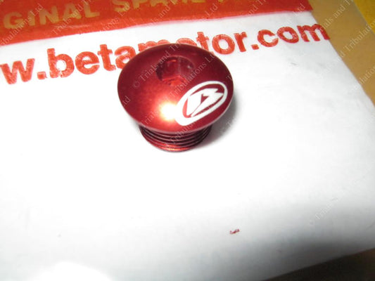 Beta Factory oil filler plug - Red  (all years)