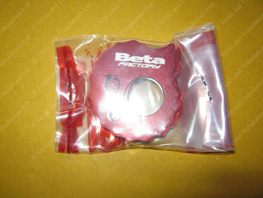 Beta Factory snail cam wheel adjusters (Red)