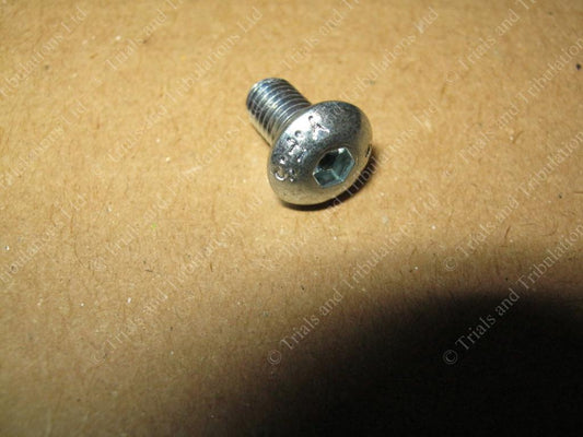 Scorpa-Sherco front mudguard fixing screw